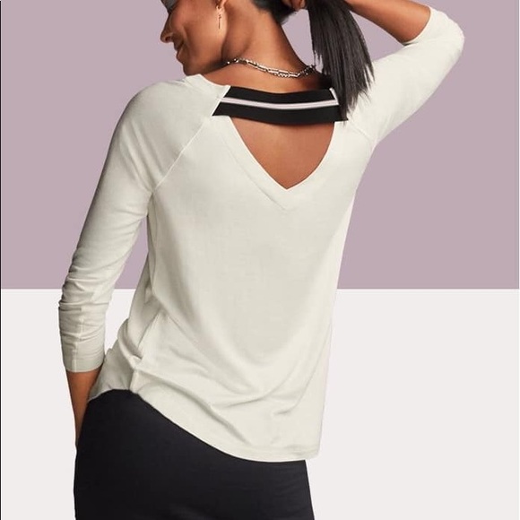 CAbi Tops - Cabi Center Sweatshirt, XL CAbi Tops - Cabi Center Sweatshirt, XL